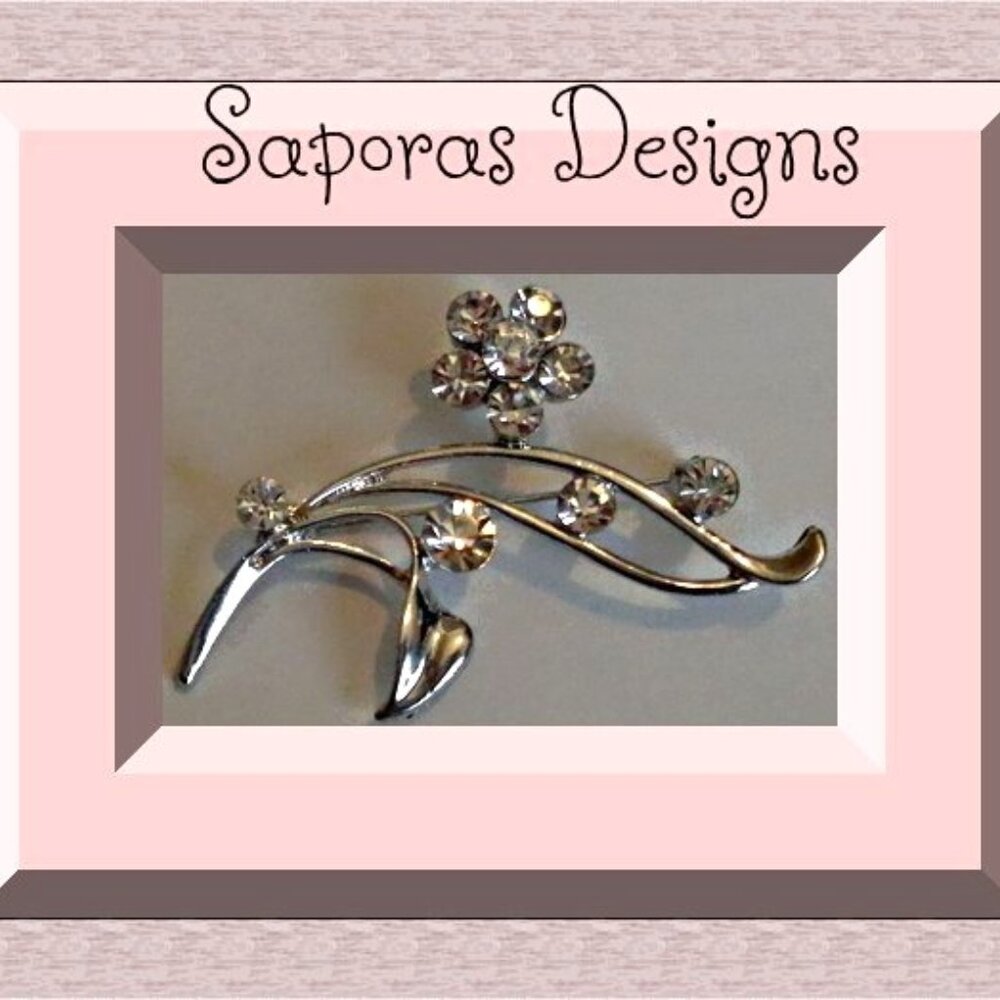 Silver Tone Flower Design Brooch With Clear Crystals